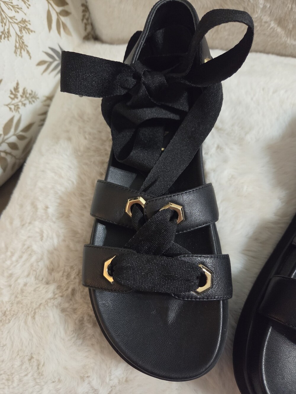 Sleek Black Deltan Leather Platform Lace-Up Gladiator Sandals.  Women's Sz 7 1/2 - Picture 10 of 10